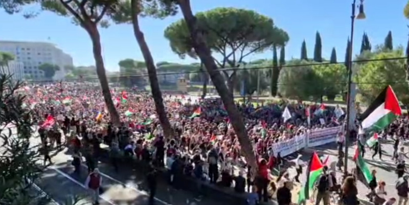 Oltre un milione, insieme, per riconoscersi nella resistenza palestinese