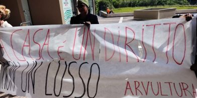 Senigallia – La lotta per il diritto all’abitare arriva all’Erap